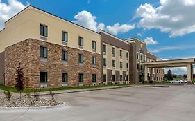 Comfort Inn & Suites Ames Near Isu Campus